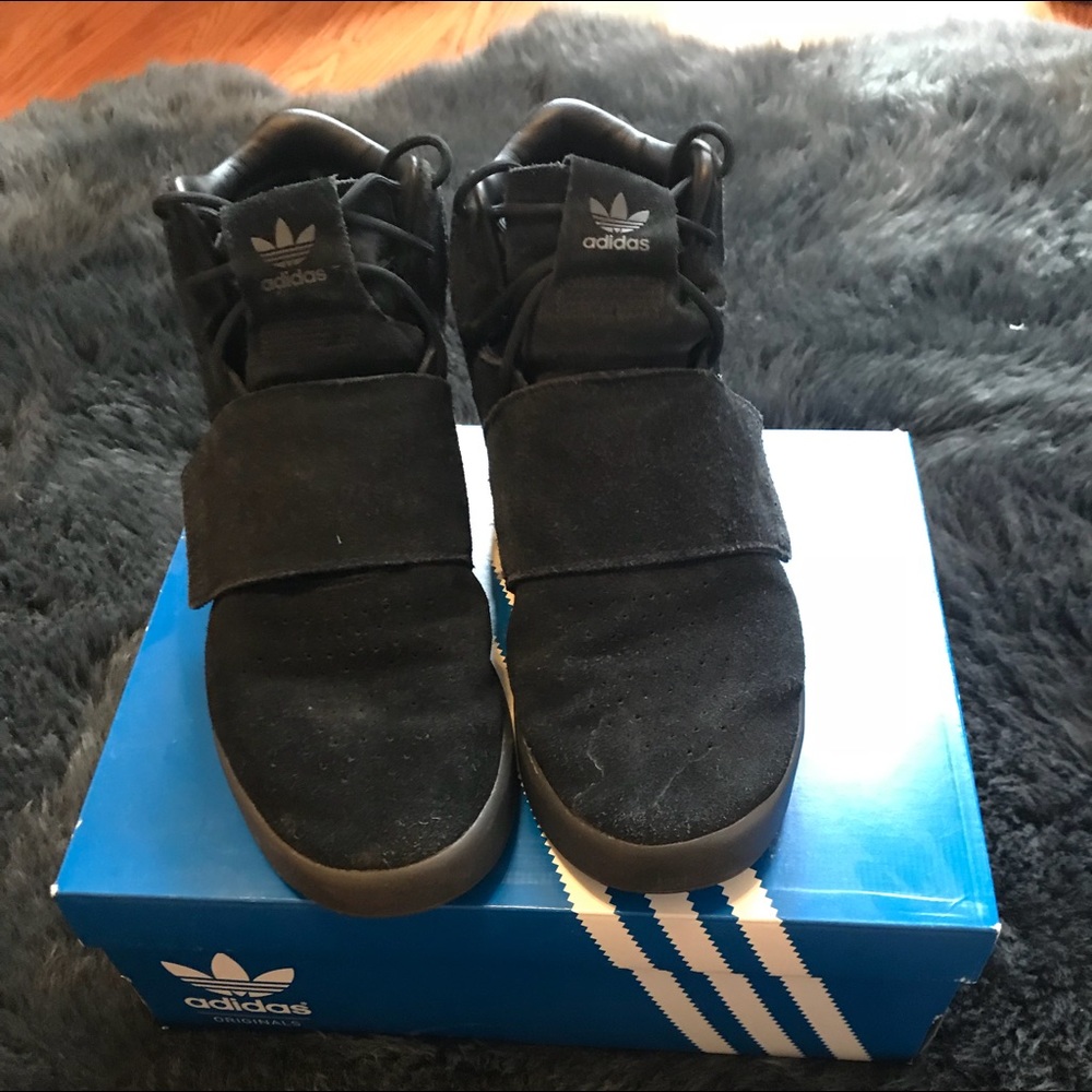 Adidas tubular invader strap